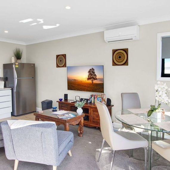 Fully Furnished Studio - Photo 1