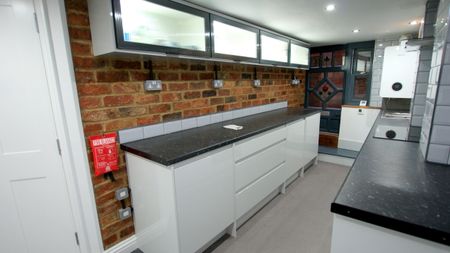 34a Suffolk Parade, CHELTENHAM GL502AE - Photo 2