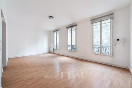 APPARTEMENT EN DUPLEX 3 CHAMBRES CENTRE-VILLE - Photo 4