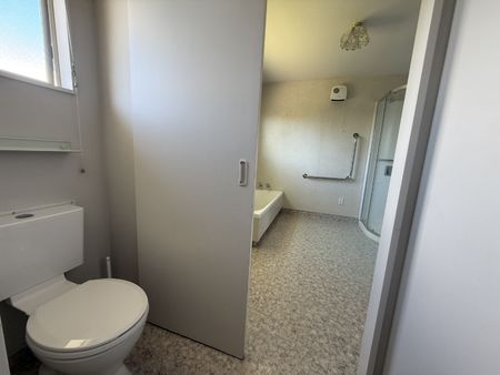 1 Karina CrescentRedwoodtown - Photo 2