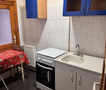 Inchiriez apartament cu 1 camera- garsoniera - Fotografie 1