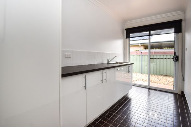 13 Kaleno Way, Orange. - Photo 1