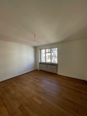 Charming 2-Zimmerwohnung with Altbauflair in the St.Johann-Quartier - Photo 1