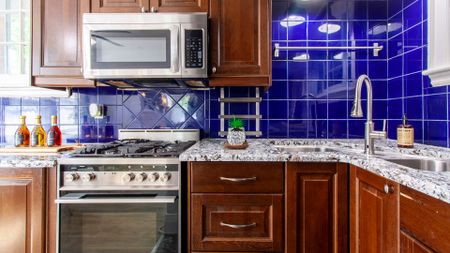 For Lease - 605 Maitland Street, London East, Ontario - Photo 3