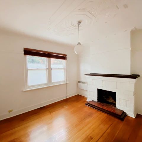 3 Bed, 1 Bath - Photo 1