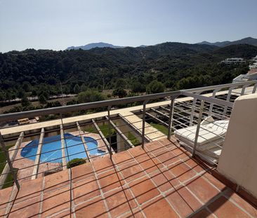 Penthouse Duplex in Selwo - Photo 3