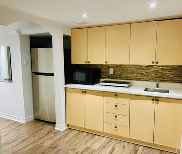 For Lease - 70 Silverdart Crescent Unit# Basement, Richmond Hill, O... - Photo 5