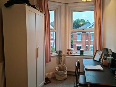 4 bedroom detached house to rent - Photo 5