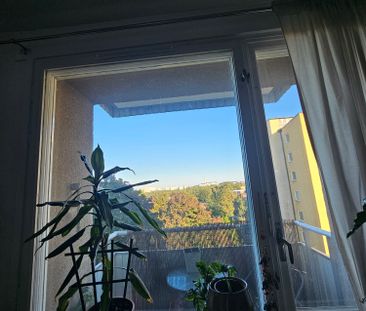 Vintrosagatan, Bandhagen - Photo 3