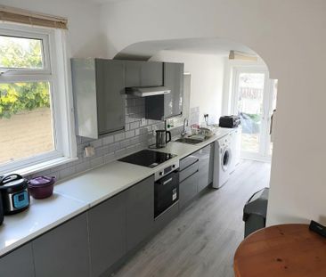 1 bedroom house of multiple occupation to rent - Photo 5