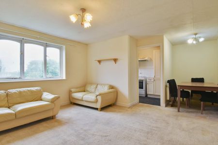 2 bedroom apartment to rent - Photo 3