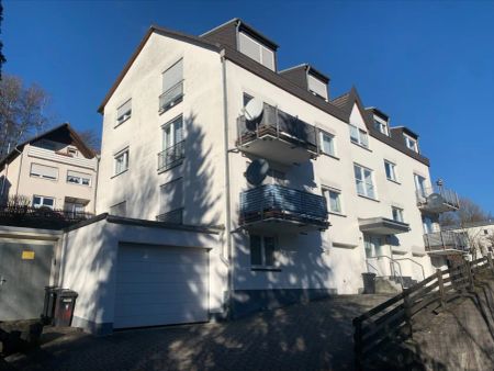 SCHADE HAUSVERWALTUNG - Attraktive 3-Zimmerwohnung mit Balkon in Lüdenscheid zu vermieten! - Foto 4