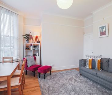 1 Bed Flat, Canadian Avenue, SE6 - Photo 1