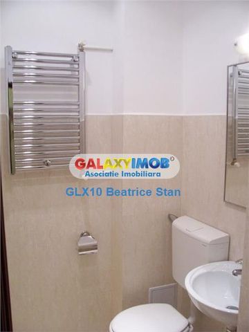 Inchiriere etaj vila / birouri / garaj / spatios Piata Dorobantilor - Fotografie 3