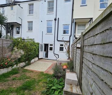 1 Bed Maisonette, Montgomery Street, BN3 - Photo 6