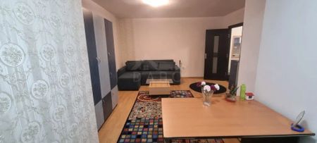 Ofer spre inchiriere apartament cu 2 camere - Fotografie 4
