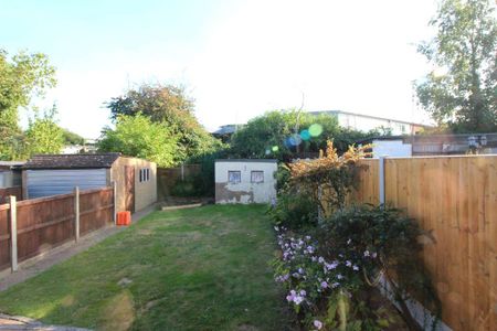 2 bedroom bungalow to rent - Photo 3