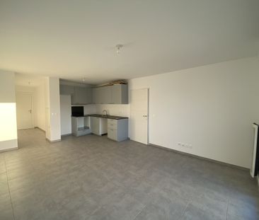 Location Appartement 3 pièces 61m² CAGNES SUR MER 06800 - Photo 1