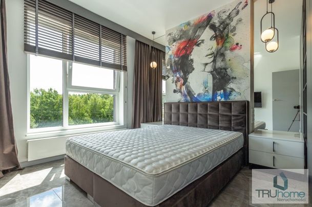 30m2 tarasu, 2 miejsca w garażu, komórka! - Zdjęcie 1