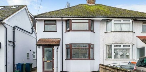 3 bedroom semi-detached house to rent - Photo 2
