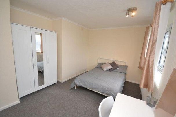 3 bedroom house share to rent - Photo 1