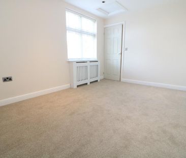 2 bedroom maisonette to rent - Photo 4