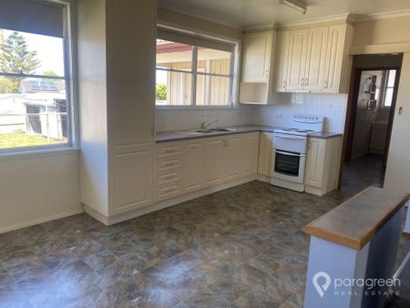 14 Gunn Street, TOORA VIC 3962 - Photo 2