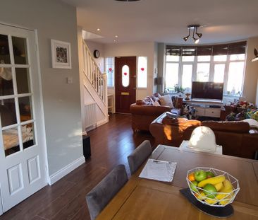 3 bedroom house to rent - Photo 2