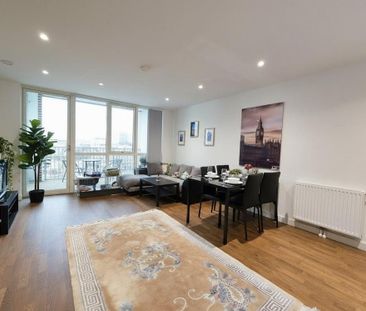 2 bedroom flat to rent - Photo 2