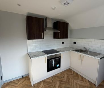Studio Flat, Southwell Road, SE5 - Photo 1