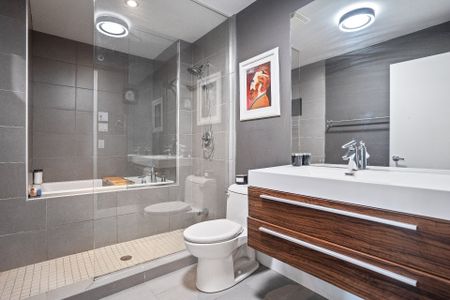 Condo for rent, Montréal (Le Sud-Ouest) - Photo 2