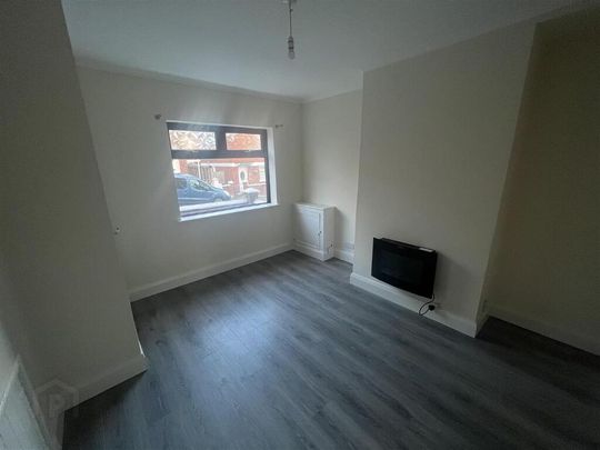 16 Dhu Varren Park, Belfast, BT13 3FH - Photo 1