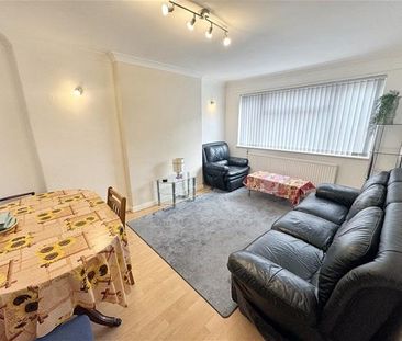 4 bedroom house to rent - Photo 1