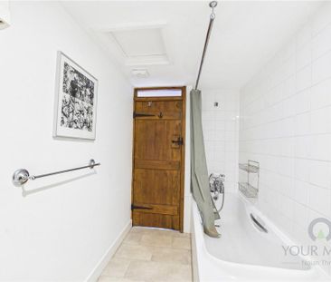 2 bedroom end of terrace house to rent - Photo 3