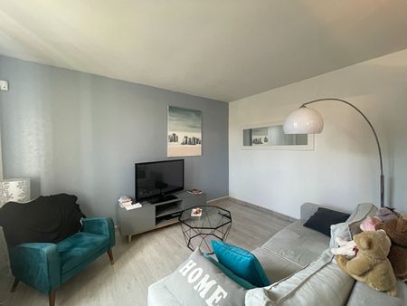 Location Maison 5 pièces 92m² - Photo 3