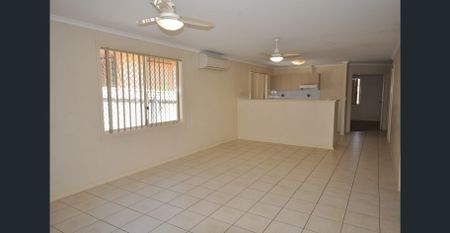 Comfortable 3x1 Close to Shops, Schools & Local Amenities - Photo 4