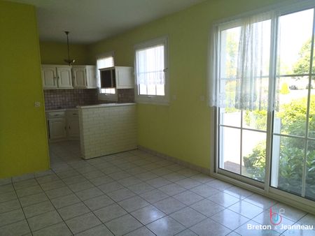 Location Maison 7 pièces 241m² - Photo 4