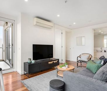 Bright and Central St Kilda Pad - Photo 2