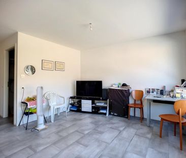 Sion, appartement de 2 pièces au coeur de St-Guérin, proche du cent... - Foto 2