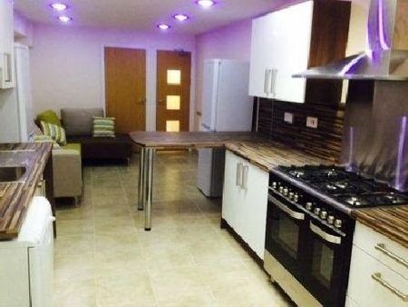 6 bedroom house share to rent - Photo 2