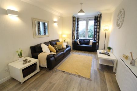 2 bedroom flat to rent - Photo 3