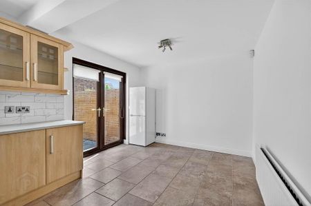 53 Hermitage, Hillsborough, BT26 6RJ - Photo 4