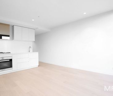 1405/135 A'Beckett Street, Melbourne - Photo 1