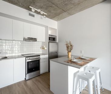 Dorchester Apartments - Photo 2