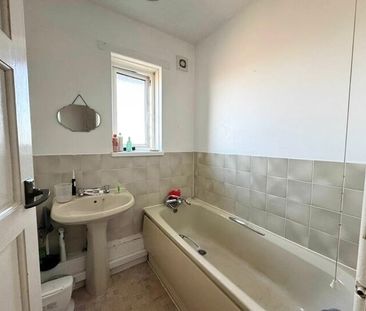 Holloway Avenue - Photo 1