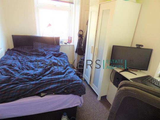 5 bedroom terraced house to rent - Photo 1
