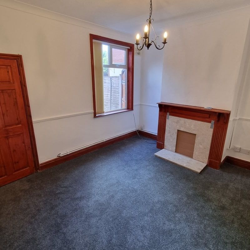 Longfield Road - Photo 1