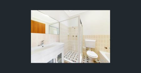 Three Bedroom Alfresco Townhouse - Photo 5