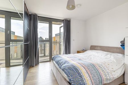 2 bedroom flat to rent - Photo 3