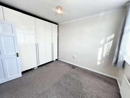 Tregorrick Road, Exhall, CV7 - Photo 4